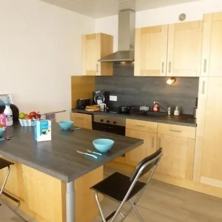 Appartement A 100M De La Plage Avec Balcon, Parking, Classe 2 Etoiles - Fr-1-224C-66 Apartment Saint-Jean-de-Monts